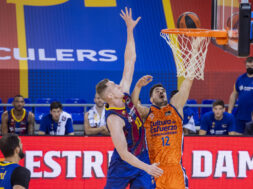 Nikola Kalinic Rolands Smith, Barcelona, 2020-12-01